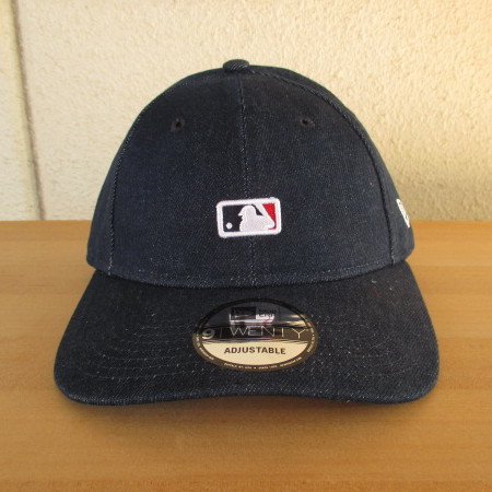 日本未発売！トリプル・コラボ！リーバイスのデニム生地使用 